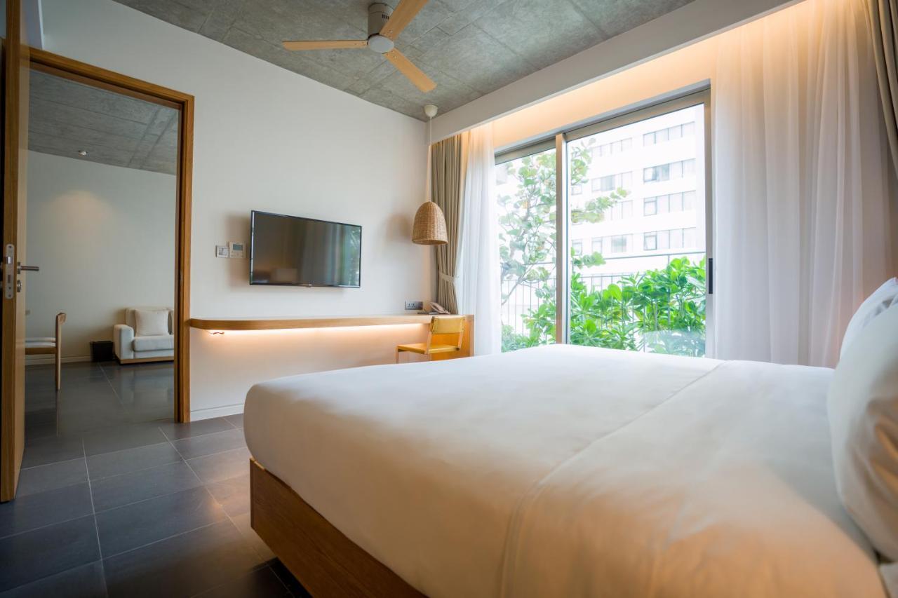 Chicland Boutique Danang Beach Hotel Екстер'єр фото
